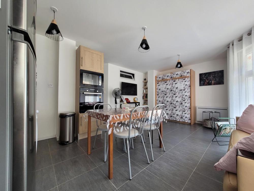 Appartement Salbris- Parking Gratuit Kültér fotó