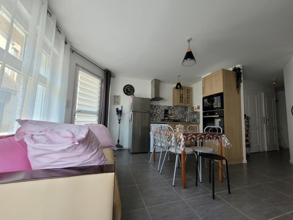 Appartement Salbris- Parking Gratuit Kültér fotó