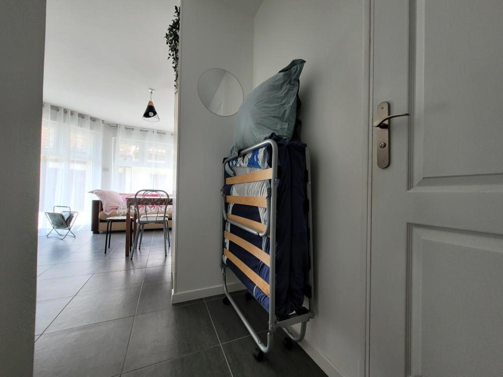 Appartement Salbris- Parking Gratuit Kültér fotó