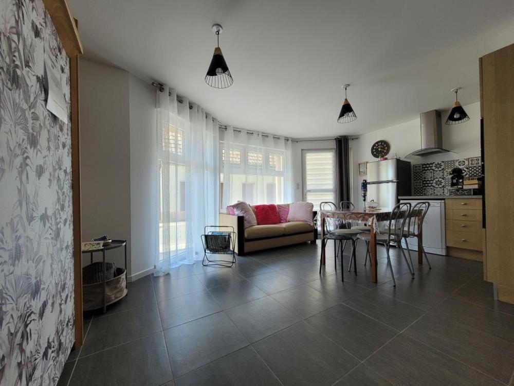 Appartement Salbris- Parking Gratuit Kültér fotó